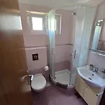Mouse شقة أوميس